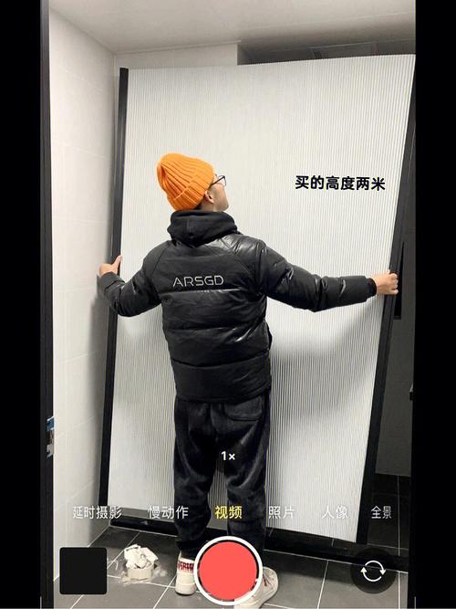 小戶型衛生間巧用隱形淋浴隔斷，輕松省下千元空間與預算